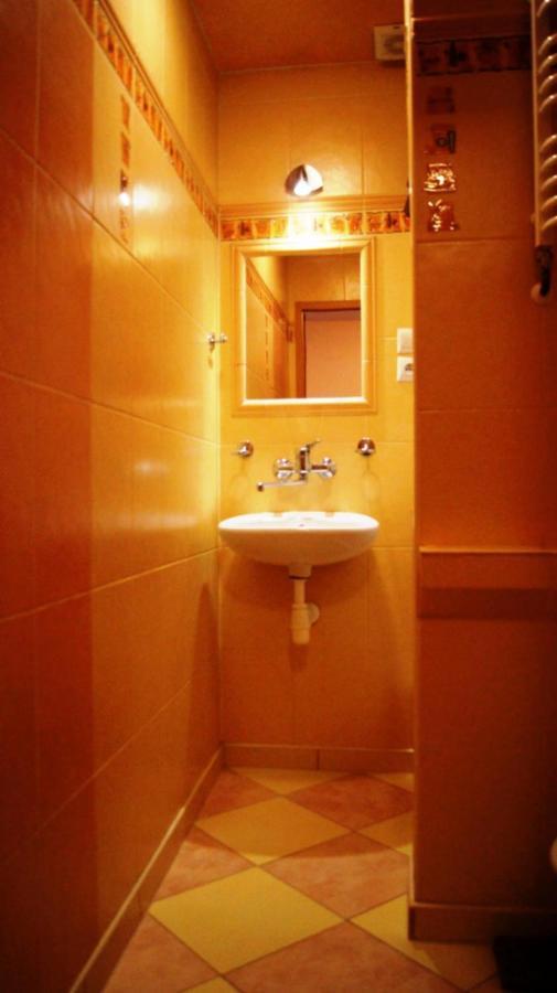 Gosciniec Jas -Sniadania I Obiadokolacje Szwedzki Stol W Cenie Bezplatny Parking シクラルスカ・ポレンバ エクステリア 写真